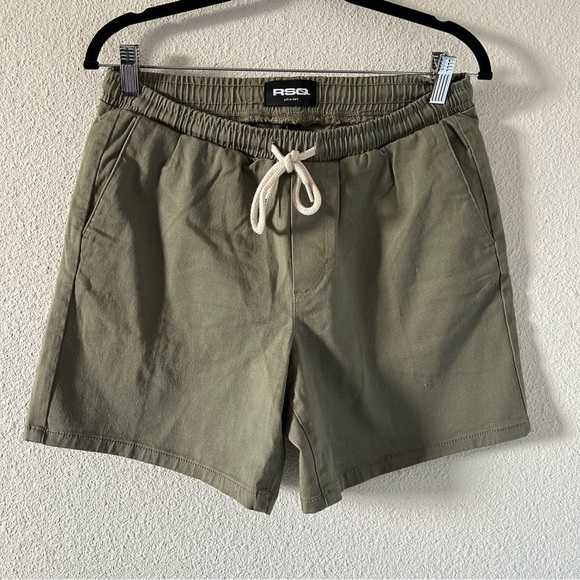 RSQ Men’s Pull On Shorts Olive Green Small casual Summer Vacation Beach Summer - Picture 1 of 8